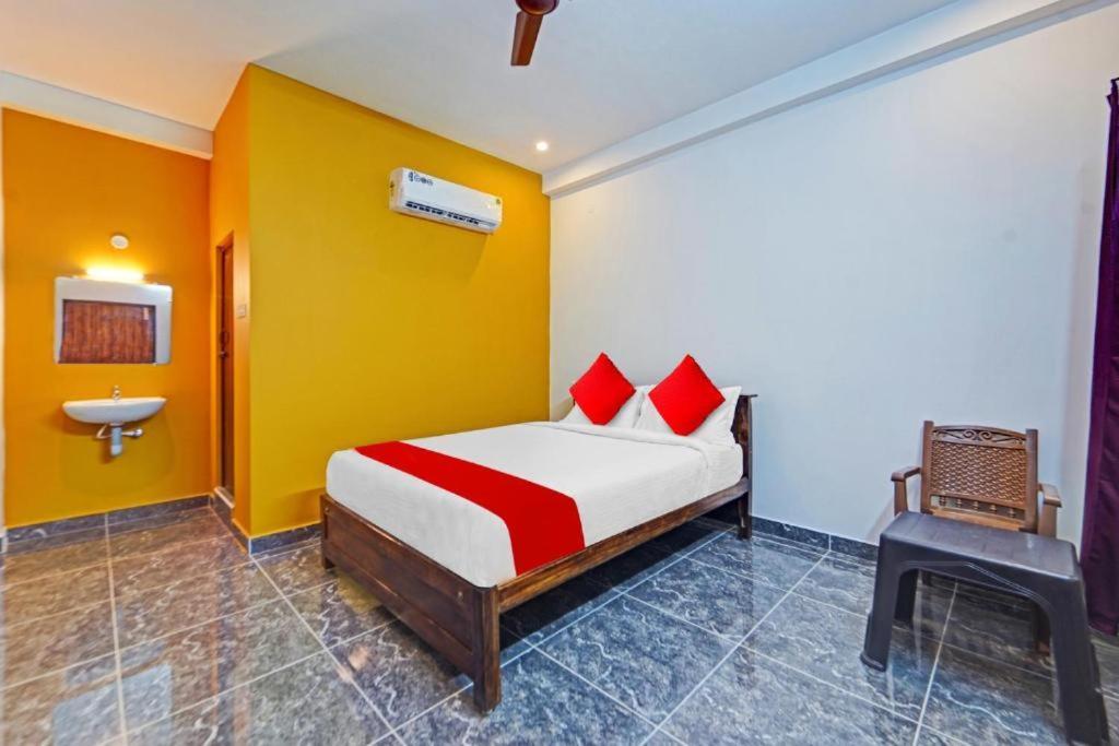 Hotel Mgr Pondicherry Exterior photo